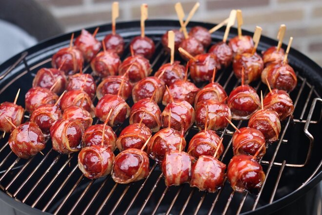 Moink balls