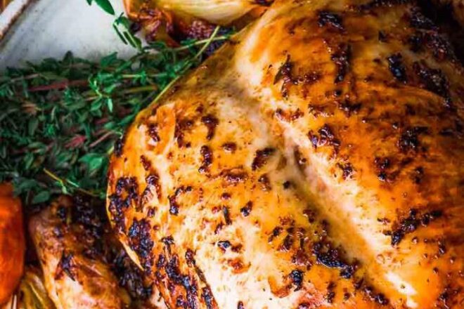 Poulet à la bière blanche et légumes rôtis sur le Kamado